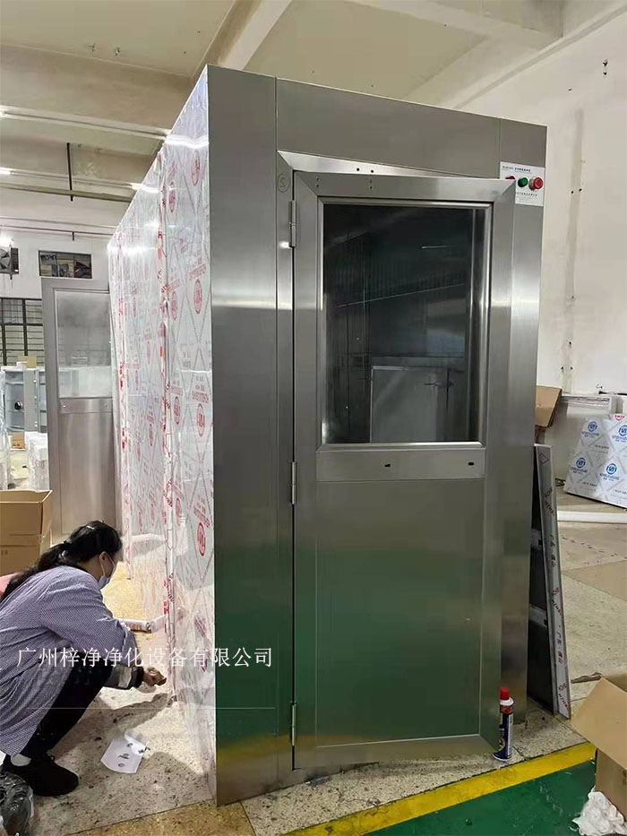 风淋室可能会遇到各种问题，影响风淋室正常运作和洁净室的整体环境。