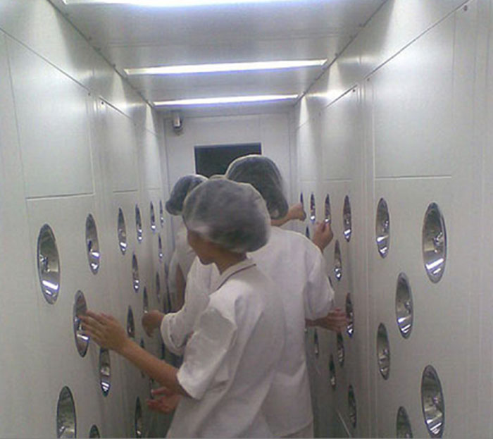多人风淋室一次吹淋工作可容纳3-6人以上