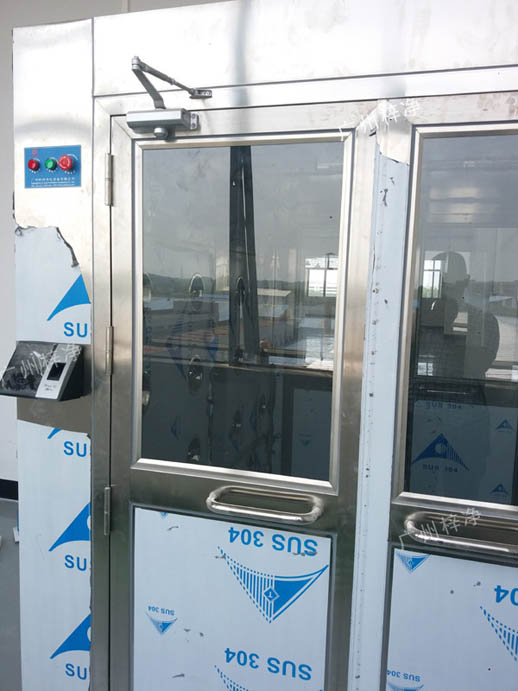 ?风淋室标准配置